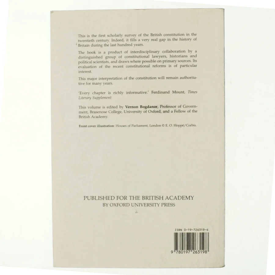 The British Constitution in the Twentieth Century af Vernon Bogdanor (Bog)
