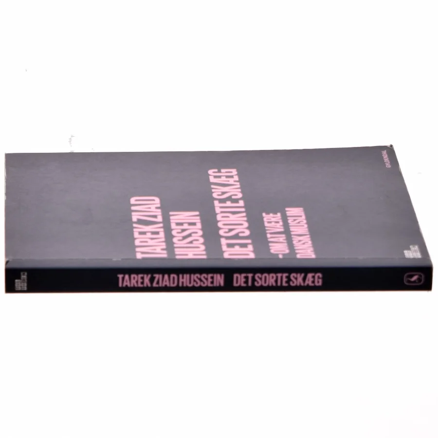 Det sorte skæg : om at være dansk muslim af Tarek Ziad Hussein (f. 1992) (Bog)