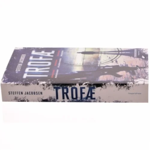 Trofæ : spændingsroman af Steffen Jacobsen (f. 1956) (Bog)