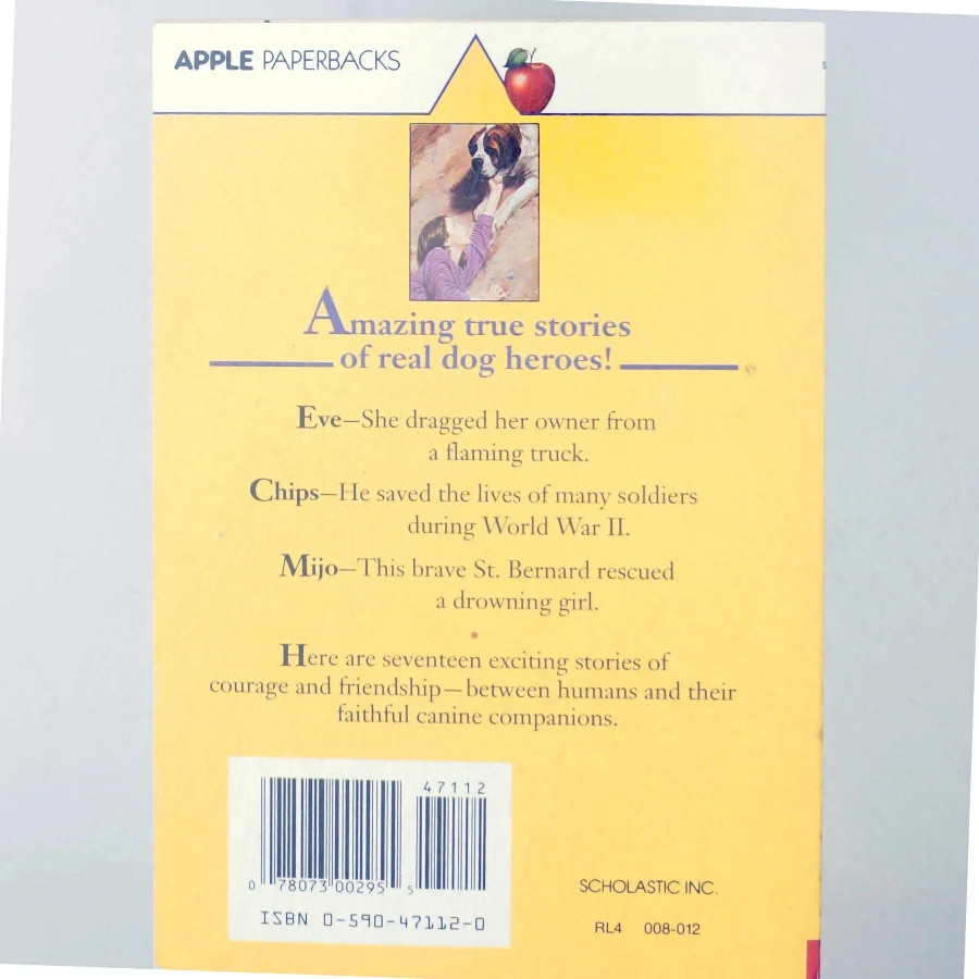 Dog to the resue -- seventeen true tales of dog heroism by Jeannette Sanderson (Bog)