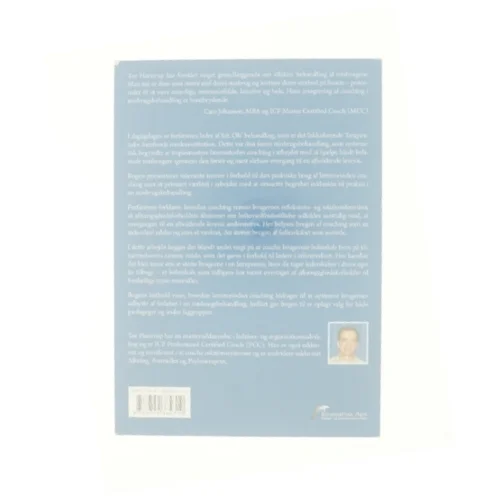 Coaching i misbrugsbehandling : at coache mennesker ud af afhængighedsforholdet til rusmidler : læremetoden coaching som værktøj til at omsætte begrebet inklusion til praksis i et Inkluderende Terapeutisk Samfund (ITS) af Tor Harstrup (Bog)