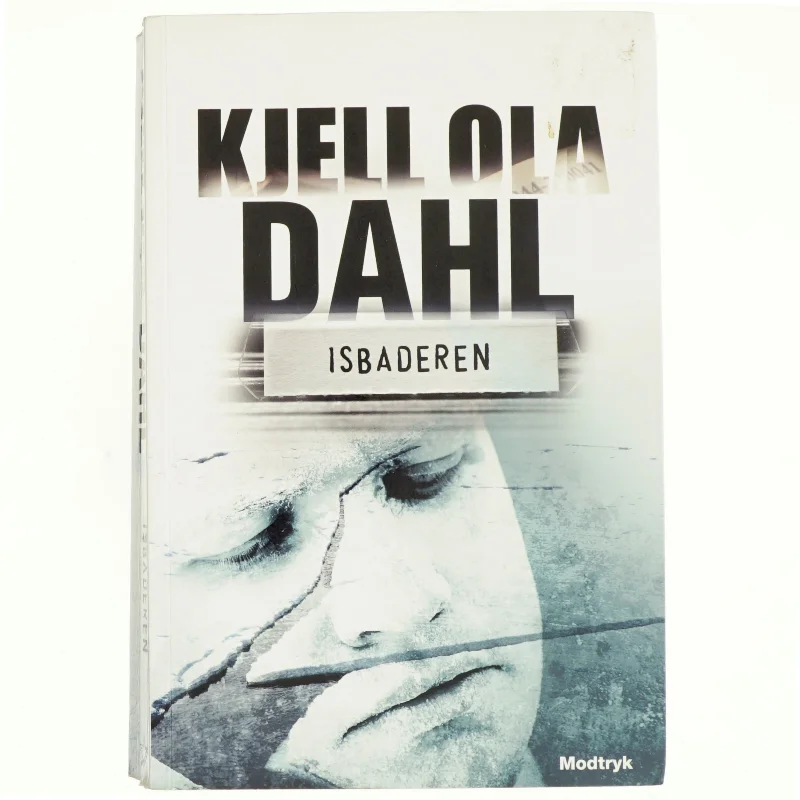 Isbaderen af Kjell Ola Dahl (Bog)