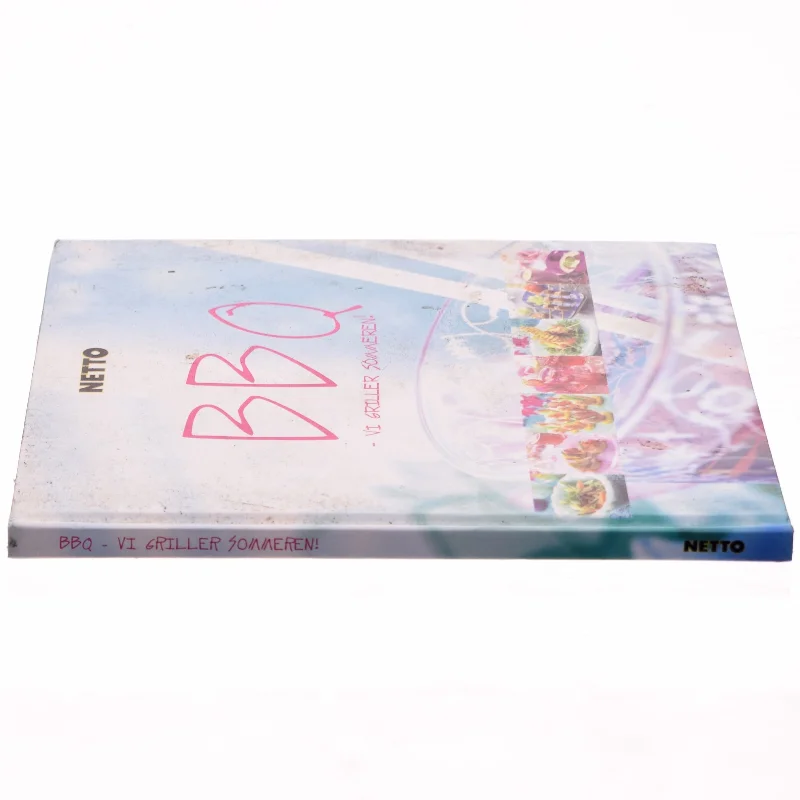 BBQ : vi griller sommeren (Bog)