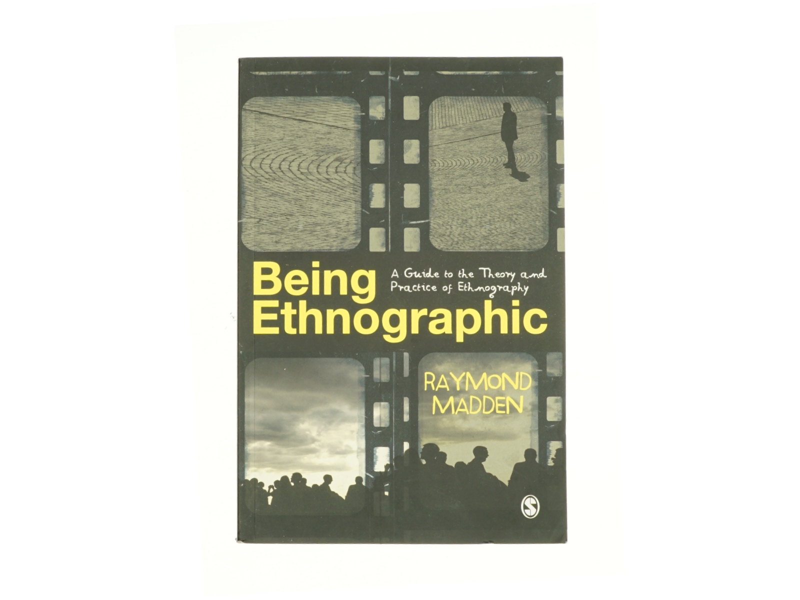 Being Ethnographic: a Guide to the Theory and Practice of Ethnography - 1st Edition (eBook) af Raymond Madden (Bog)