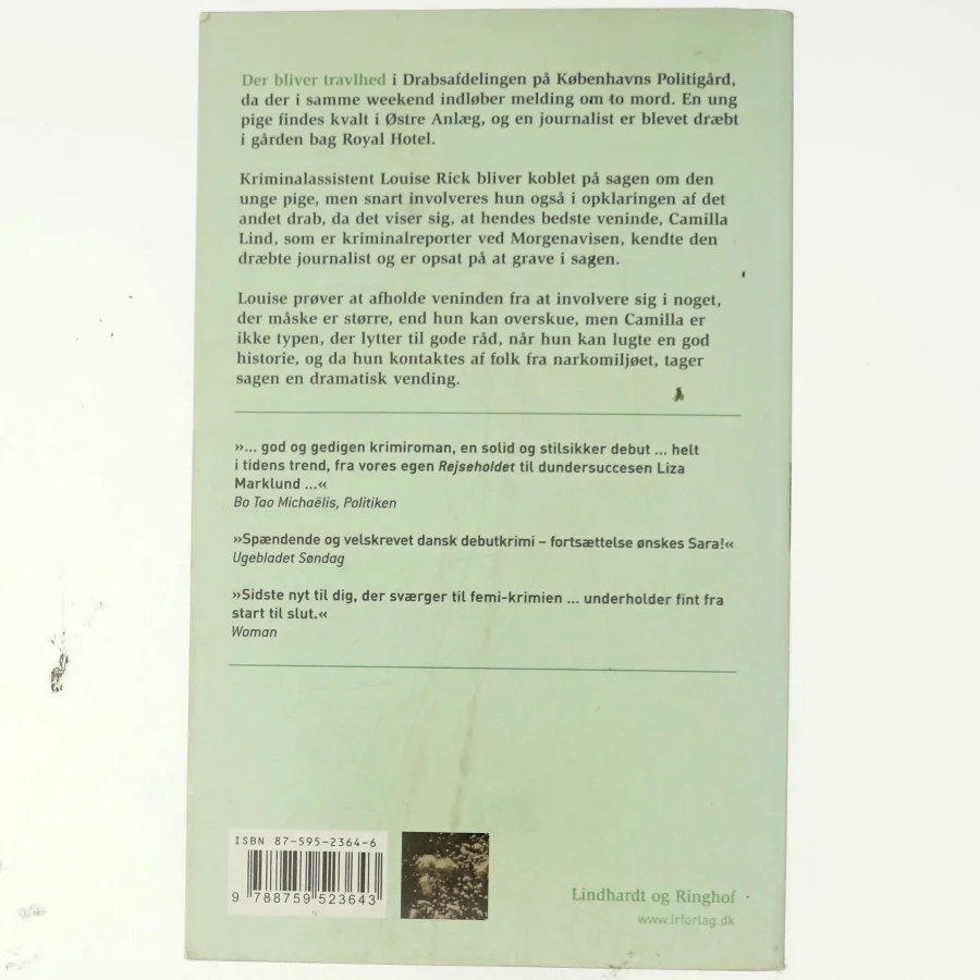 Grønt støv : roman af Sara Blædel (Bog)