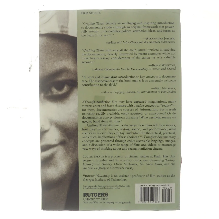 Crafting truth : documentary form and meaning af Louise Spence (Bog)