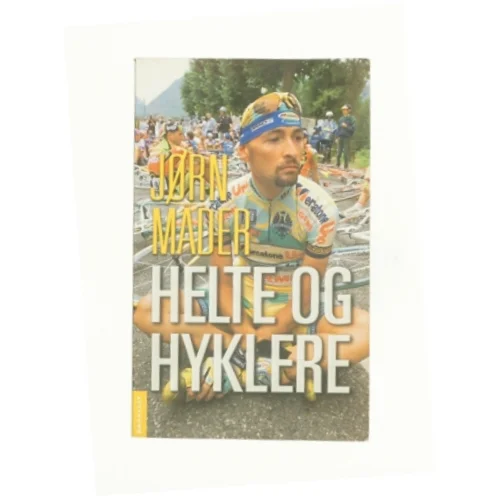 Helte og hyklere af Jørn Mader (Bog)