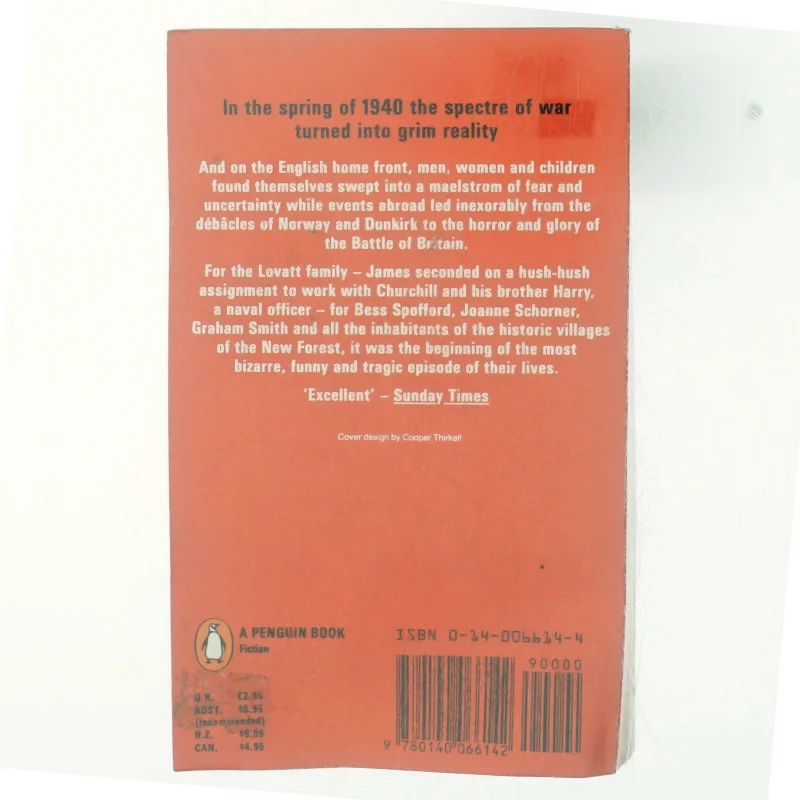 The dearest and the best : a novel of 1940 af Leslie Thomas (Bog)