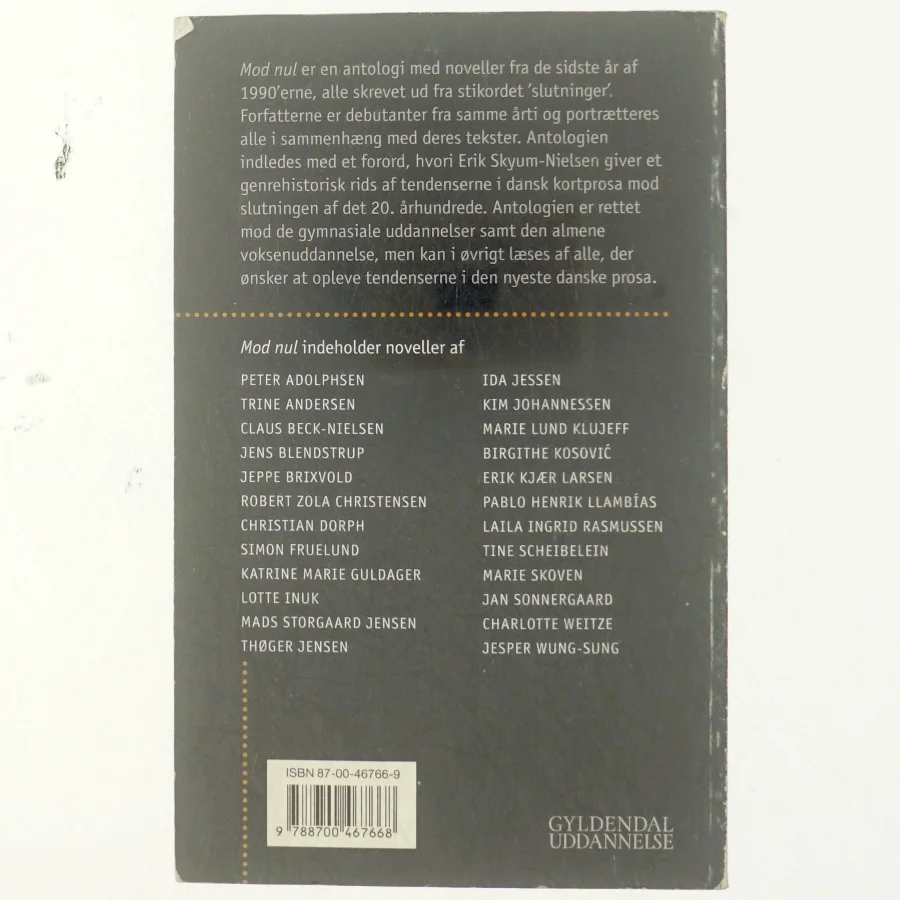 Mod nul : noveller fra et århundredes slutning af Erik Skyum-Nielsen (Bog)