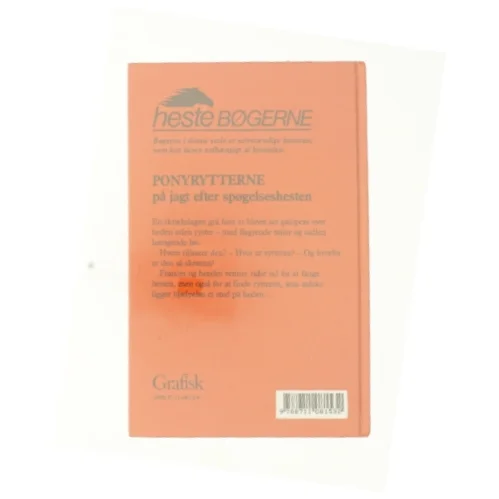 Ponyrytterne på jagt efter spøgelseshesten af Josephine Pullein-Thompson (Bog)