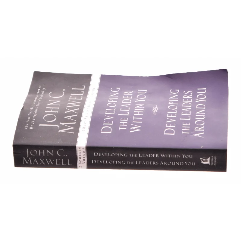 Ie Maxwell 2in1 Developing Leaders Around Within You Paperback | Indigo Chapters (Bog)