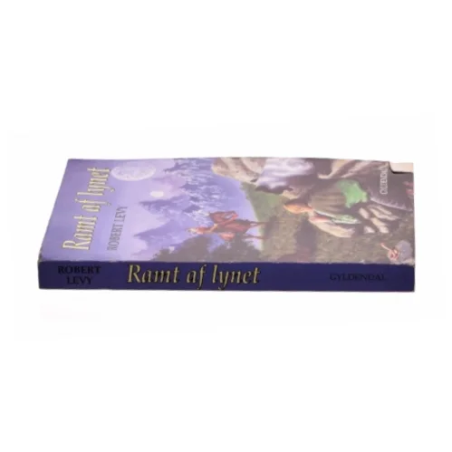 Ramt af lynet af Robert Levy (Bog)