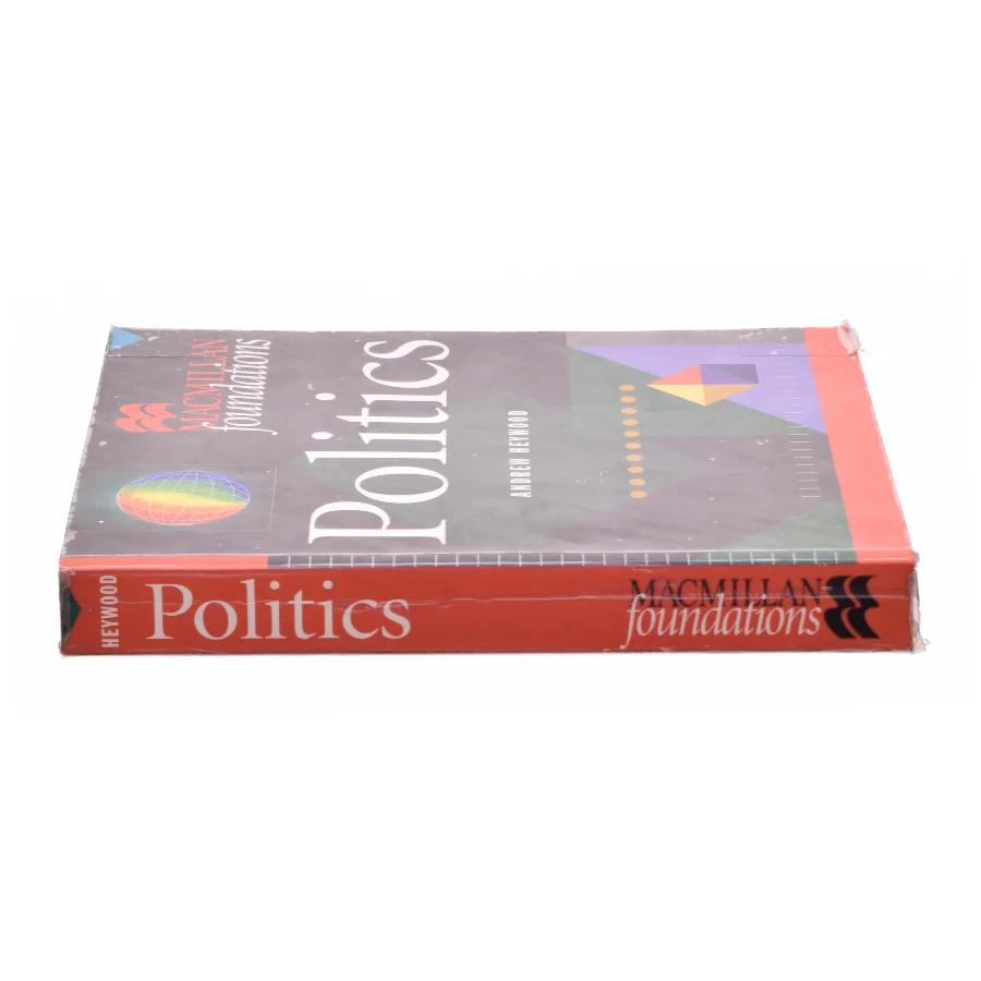 Politics af Andrew Heywood (Bog)