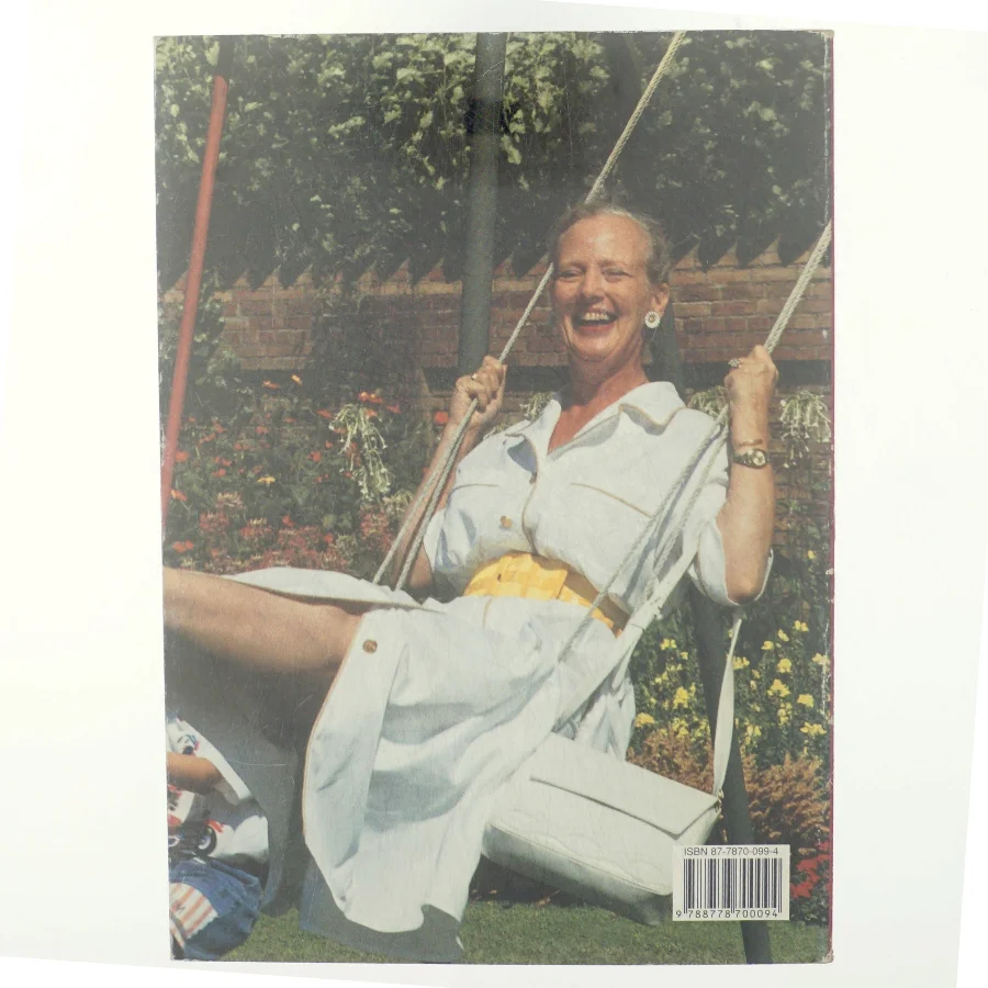 Dronning Margrethe II : 25 år som regent af Mogens Rubinstein (Bog)