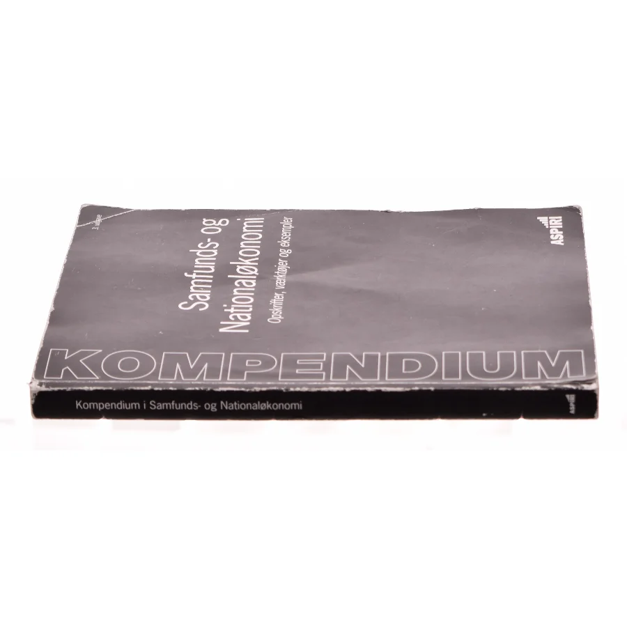 Samfunds- og nationaløkonomi  fra Bog