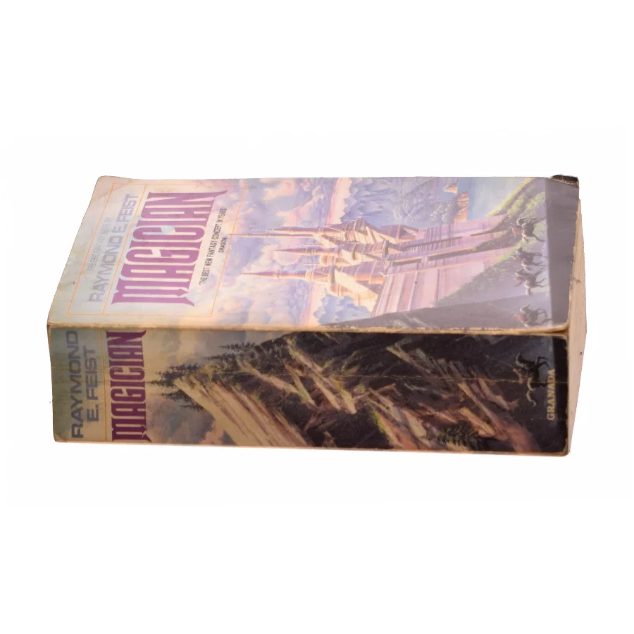 Magician (Voyager Classics) af Feist, Raymond E. (Bog)