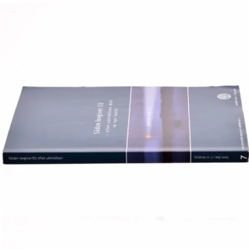 Sådan lovgiver EU - efter udvidelsen med 10 nye lande (Bog)