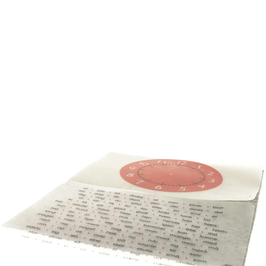 Dækkerservietter til børn fra Lær Let med urskive og 100 første ord