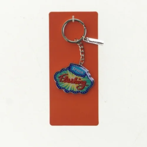 NY Irma nøglering fra Irma og Kritisk Pynt (str. 14 x 6 cm)