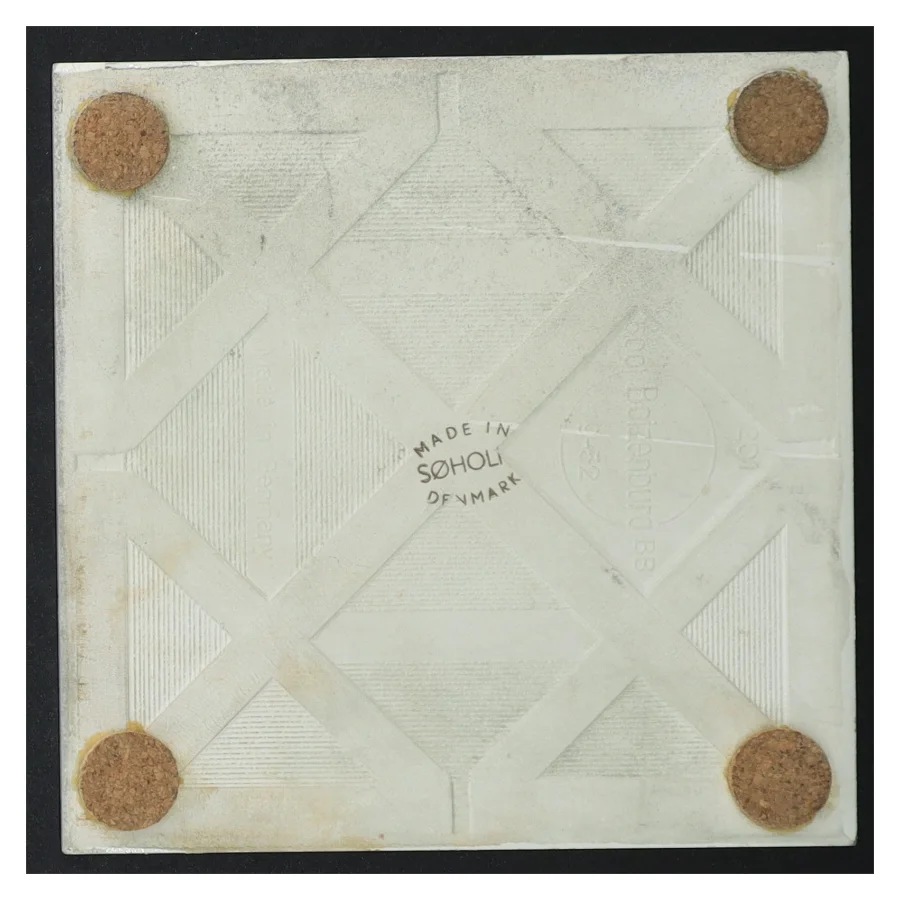 Søholm bordskåner flise kakkel klinke i porcelæn (str. 15 x 15 cm)