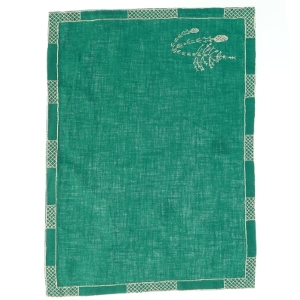Grøn dug med dekoration (str. 30x41 cm)