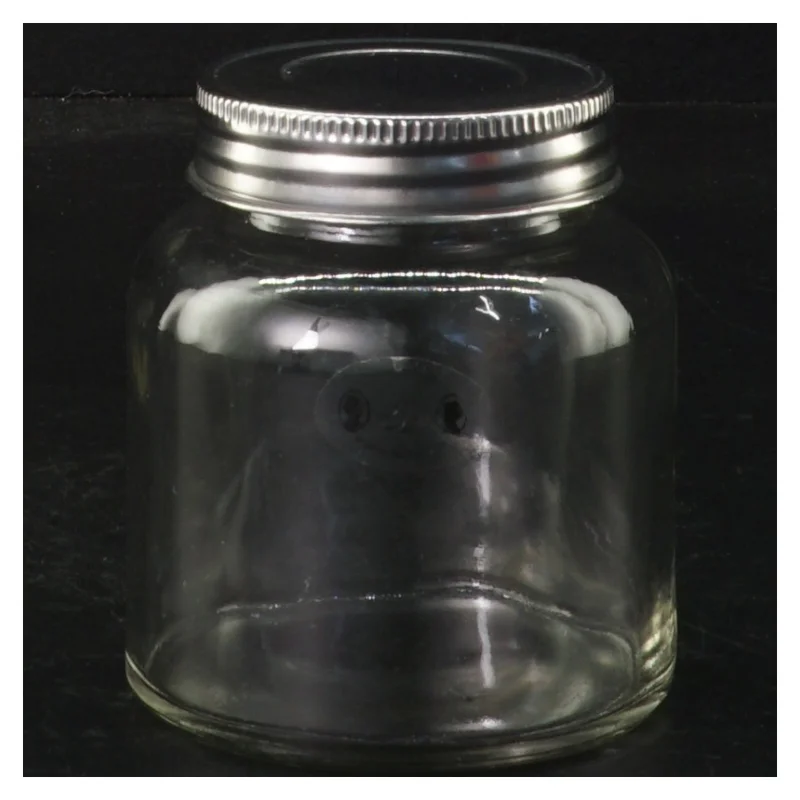 Glasbeholder med metal låg fra Søstrene Grene (str. Ø 7,5 x 8,5 cm)