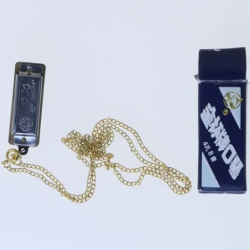 Miniature harmonika og gylden halskæde fra Golden Cup (str. 31,5 cm)