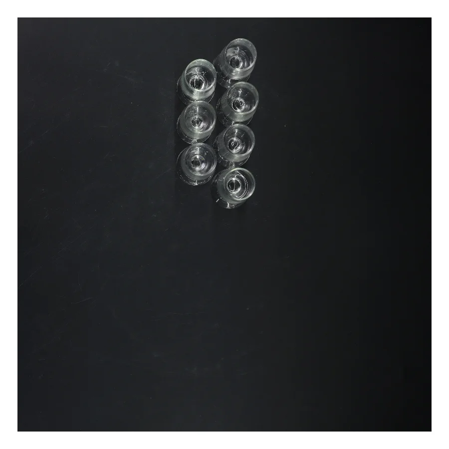 Sæt med glas (str. 8,5 cm. 7 styk)