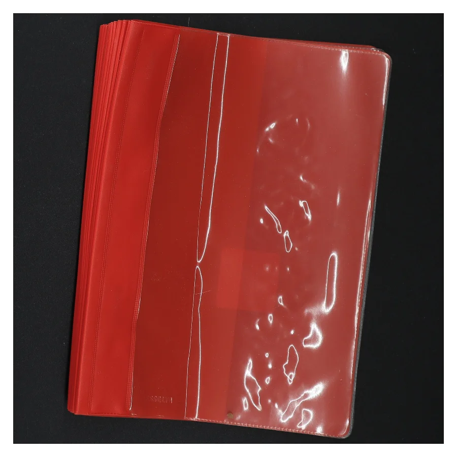 Røde plastikmapper fra Esselte (str. A 5 parentes, 22 x 16 cm )