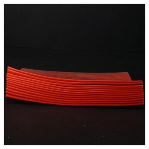 Røde plastikmapper fra Esselte (str. A 5 parentes, 22 x 16 cm )