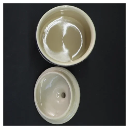 Keramik krukke med låg (str. 16x10 cm)