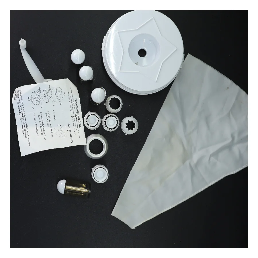 Kagedekorationsværktøj/ petit four 