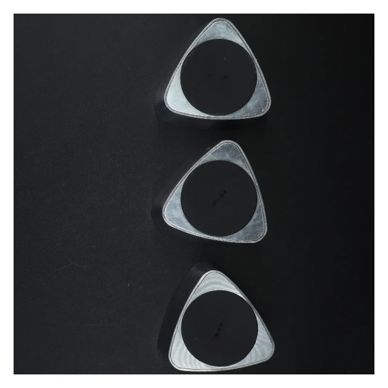 Triangulære fyrfadsstager fra IKEA (str. Ø 8 cm 11,5 x 5 cm)