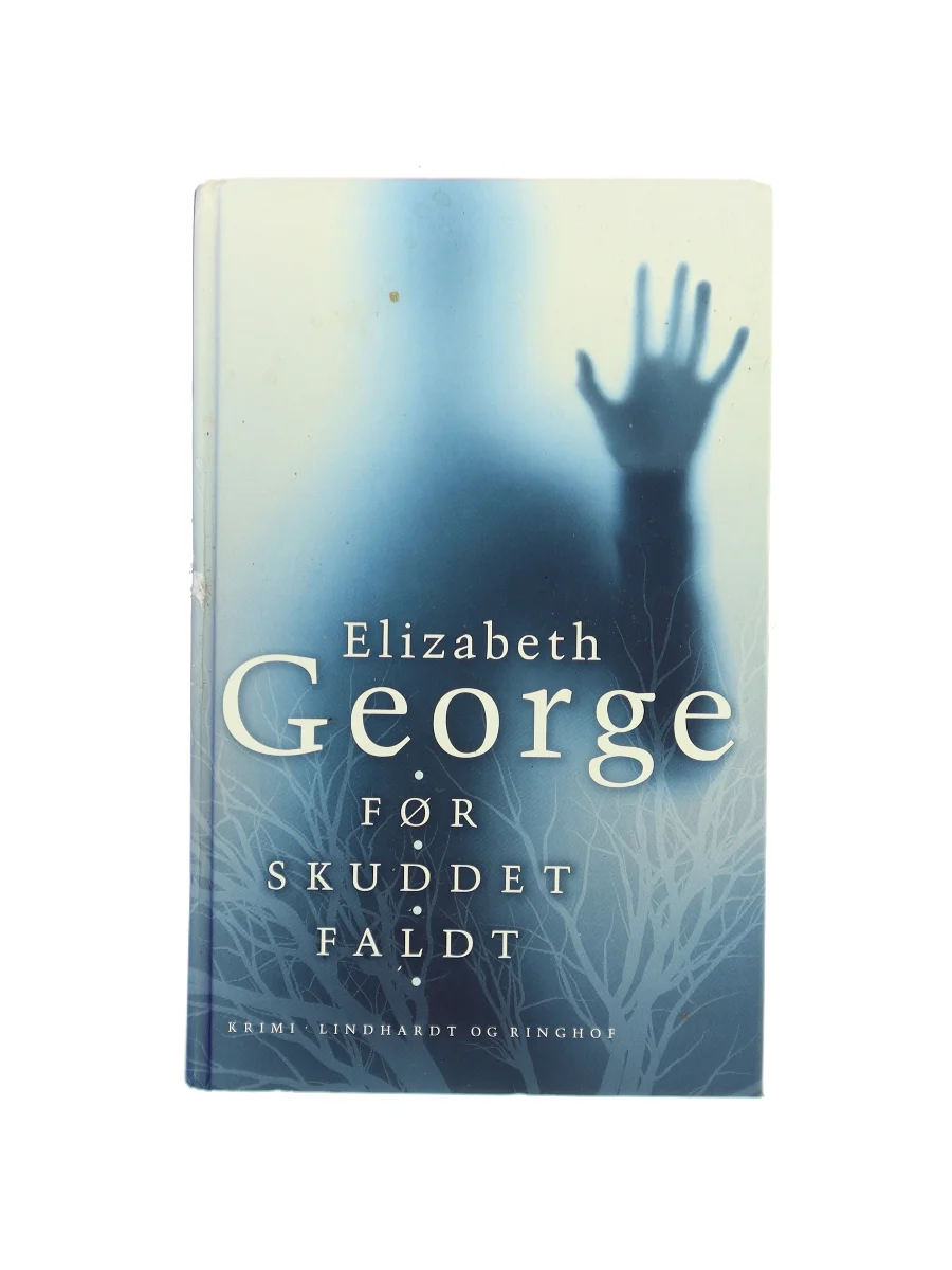 Forsiden af Før skuddet faldt (What Came Before He Shot Her) af Elizabeth George