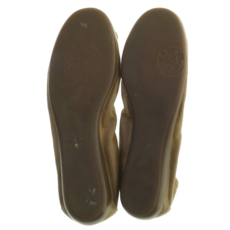 Læder ballerinasko fra Wonders (str. 41)