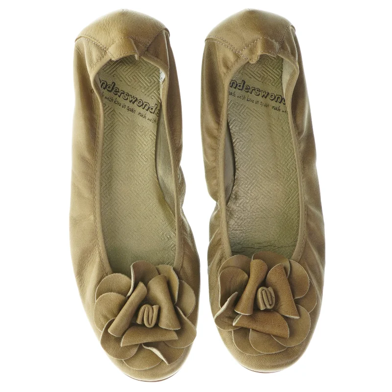 Læder ballerinasko fra Wonders (str. 41)