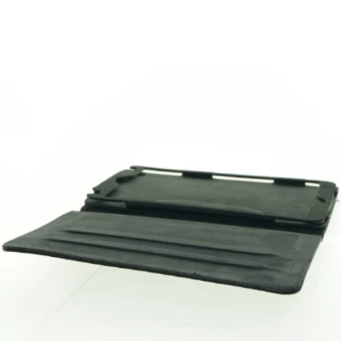 Sort tablet cover fra Sandstrøm (str. 20,5 x 13,5 cm)