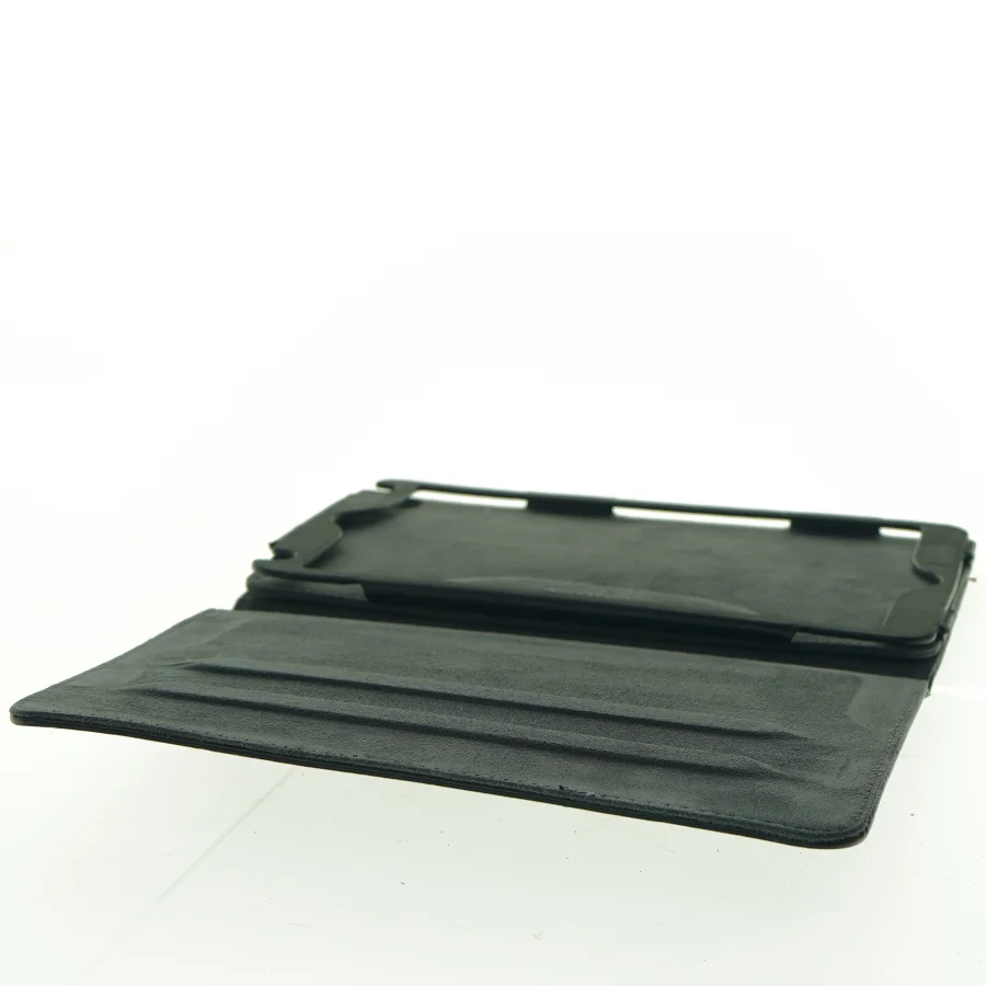 Sort tablet cover fra Sandstrøm (str. 20,5 x 13,5 cm)