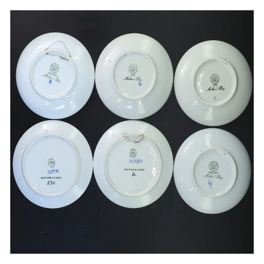 Mors Dags platter fra Bing & Grøndahl (Ø 15 cm)