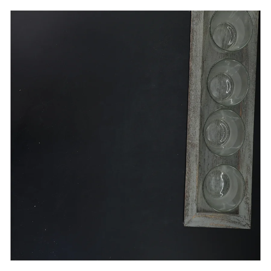 Dekorativ bakke med fyrfadsstager (str. 40x12,5 cm)