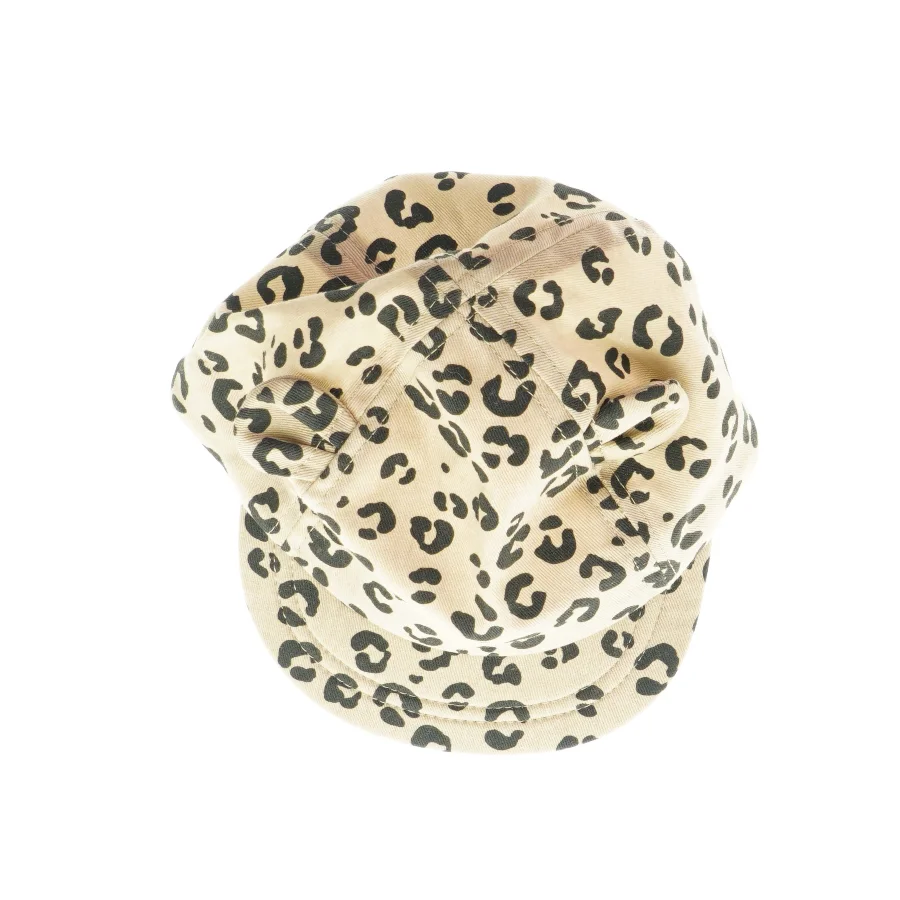 Kasket med leopartprint fra H&M (str. 74/80)