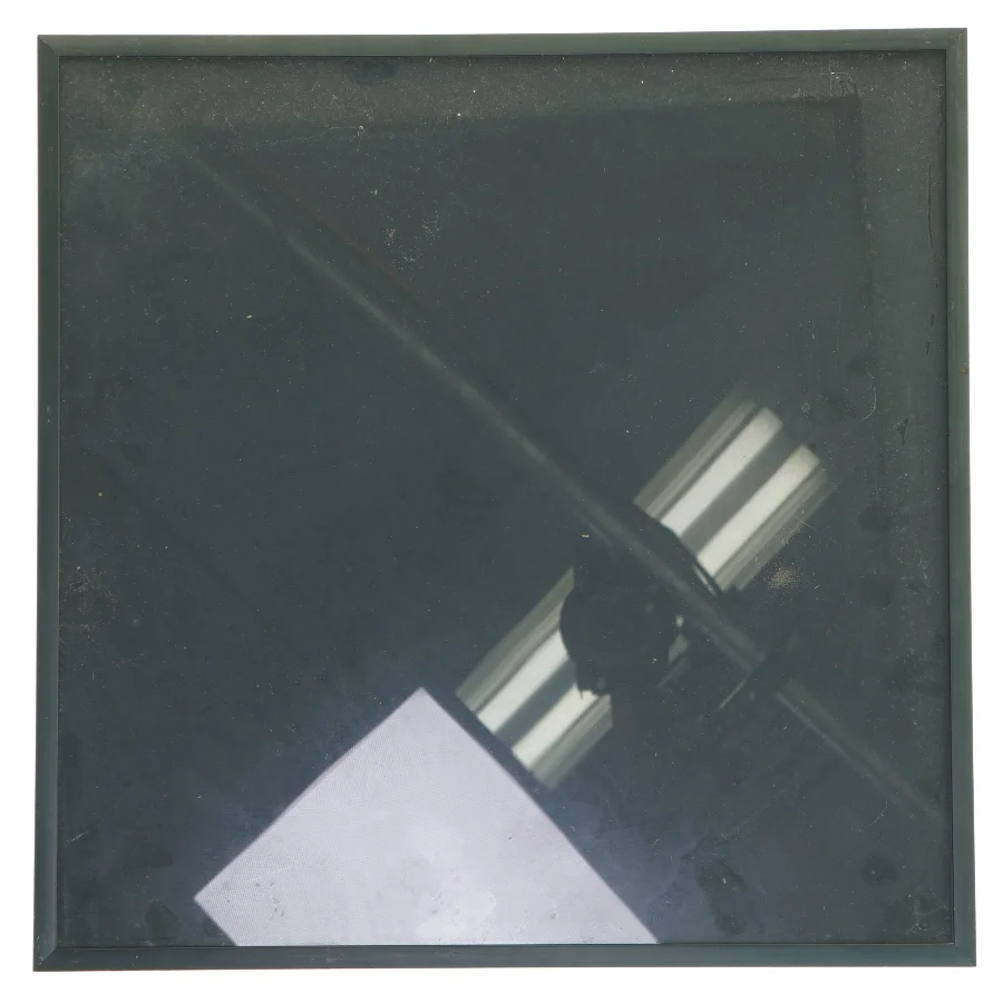 Kvadratisk ramme med glas på 33x33 cm fra Clips (str. 33x33 cm)