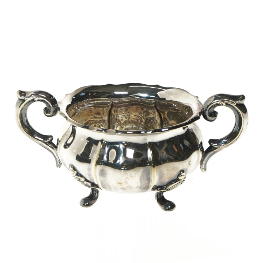 Sølv sukkerskål (str. 10x17,5 cm)