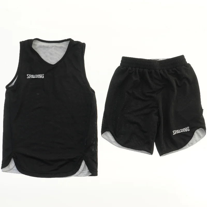 Sportssæt med top og shorts fra Spalding (str. 128)