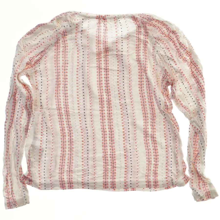 Langærmet bluse med mønster fra Aya Naya (str. 116)