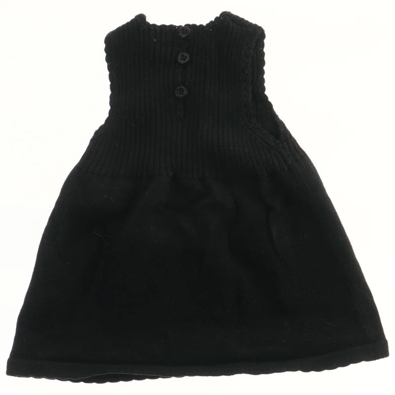 Sort kjole med rosemønster fra Me Too (str. 68)