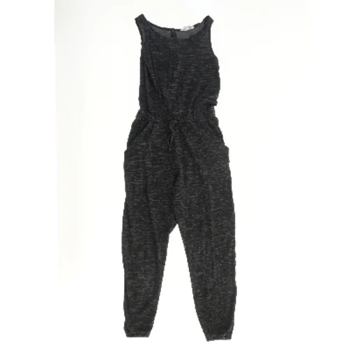 Sort heldragt fra H&M (str. 134)