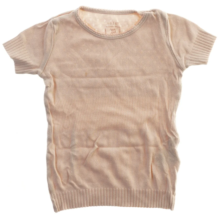 Kortærmet bluse fra Noa Noa (str. 110)