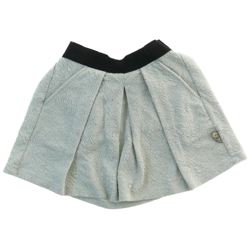 Fløjlsnederdel med mønster fra Pomp de Lux (str. 110)