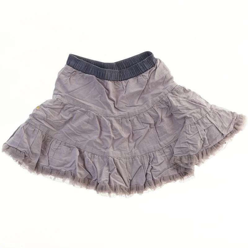 Pigetyl nederdel fra Drappa Dot (str. 116)